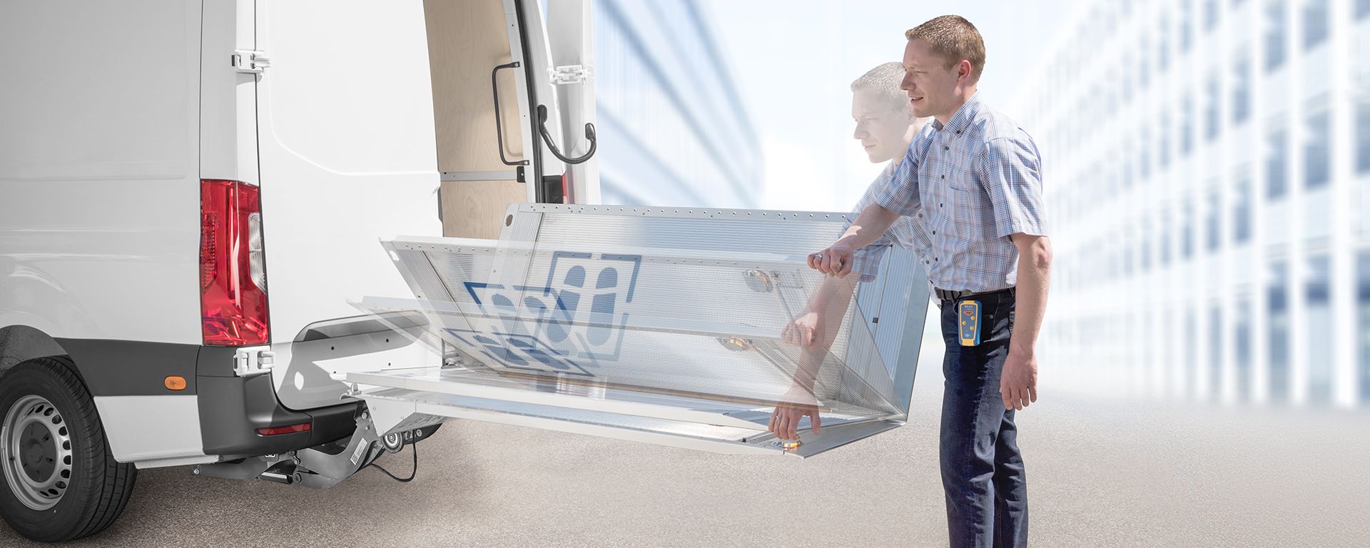 Bär VanLift FreeAccess - mit faltbarer Plattform
