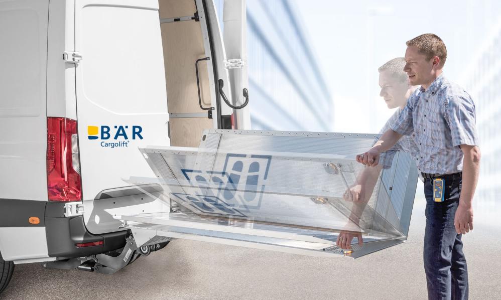 Bediensequenzen zeigen das entfalten der Bär VanLift FreeAccess-Plattform